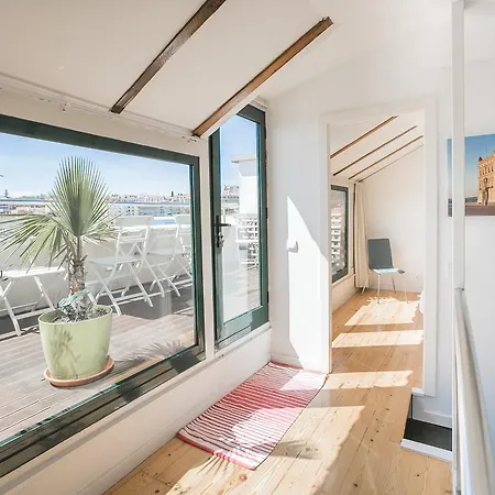 Apartment Lv Premier Apartments P.Real- Pi *